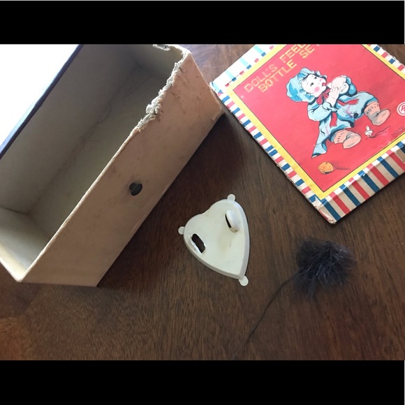 Porcelain Shirley Temple Doll - Picture 8 of 8